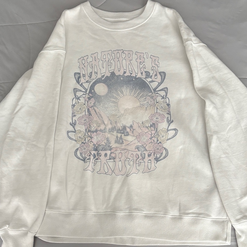 Hollister white crewneck sweatshirt